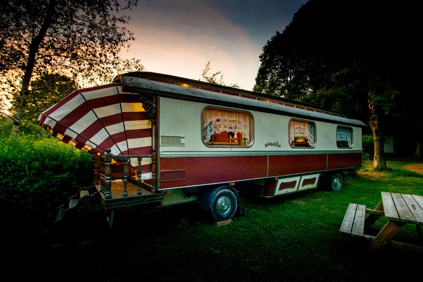 Gipsy Caravan Zigeunerwagen OrigineelOvernachten