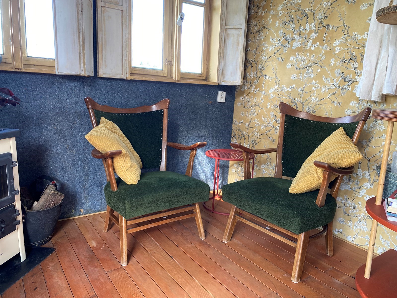 Pioniershuisje in een eigen weide