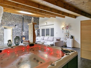 Luxe wellness overnachting met sauna en jacuzzi Luxe wellness overnachting met sauna en jacuzzi