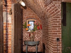 Overnachten in de voormalige Kruitkamer van het Fort Overnachten in de voormalige Kruitkamer van het Fort