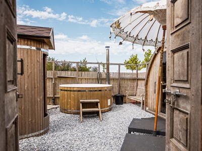 Tiny House met privé buitensauna en hottub Tiny House met privé buitensauna en hottub