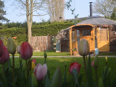 Romantische Yurt met Hot tub Romantische Yurt met Hot tub