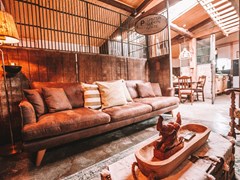 Slapen in de voormalige Paardenstal van Dirkje en Xanthos Slapen in de voormalige Paardenstal van Dirkje en Xanthos