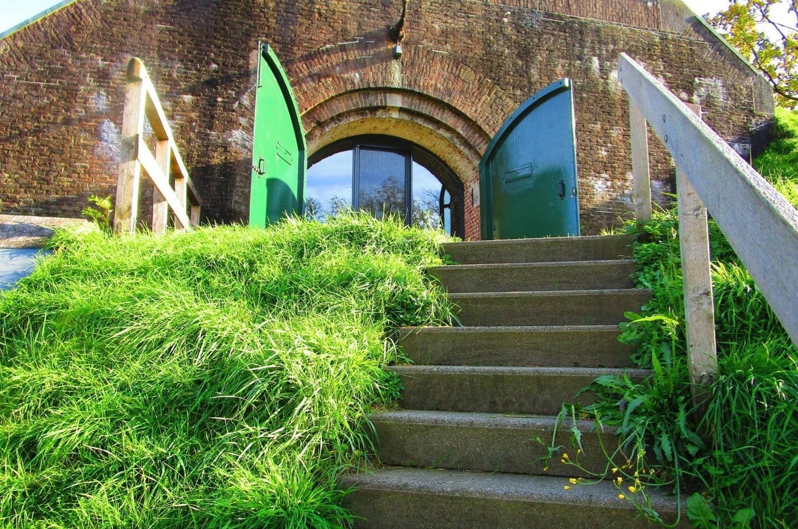 Overnachten in een duplex lodge in een Fort met terras 150m2