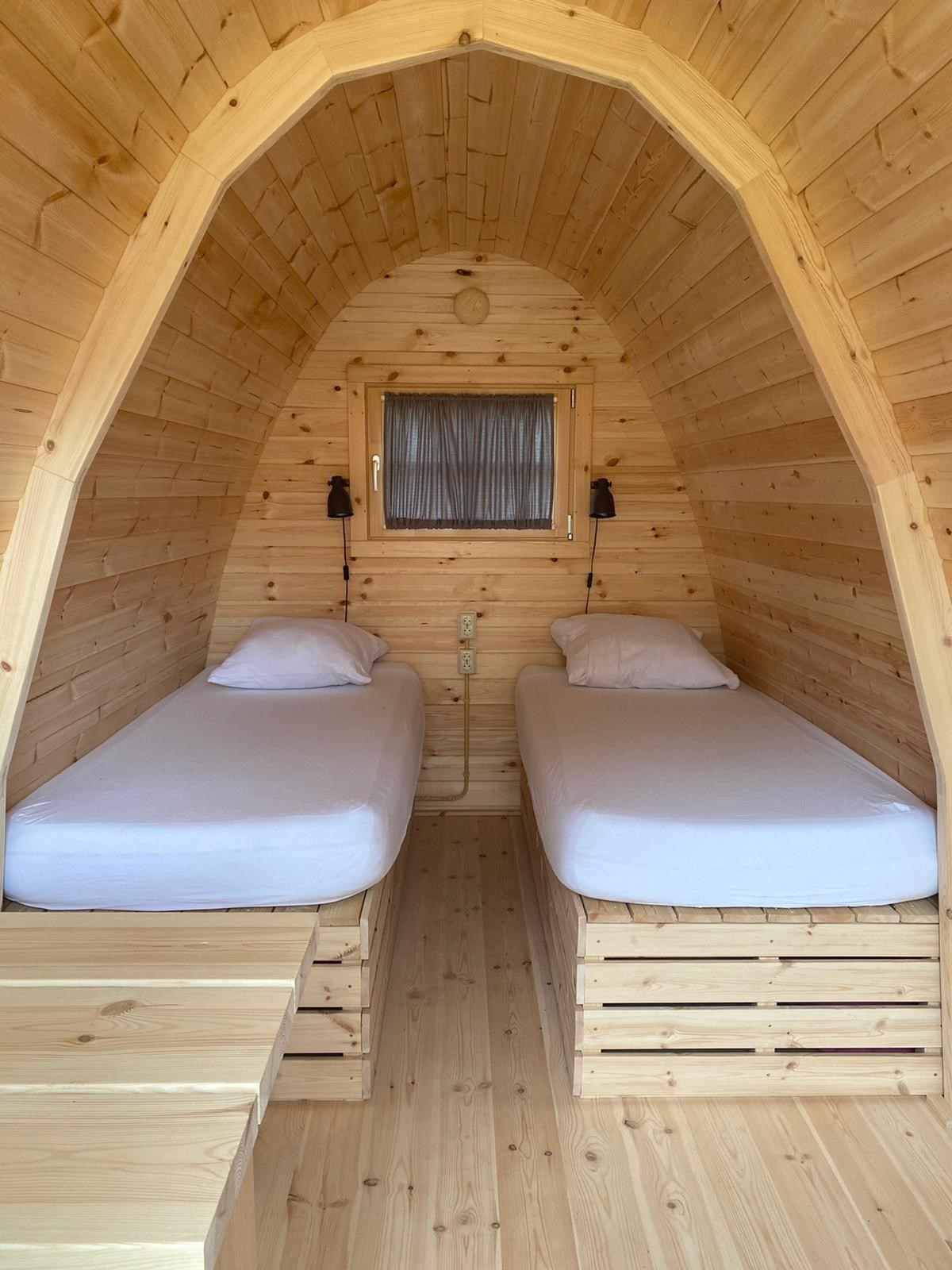 POD voor 2 personen. Leuk voor een nachtje weg met vriend(in) of kind