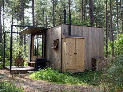 Tiny house in het bos Tiny house in het bos