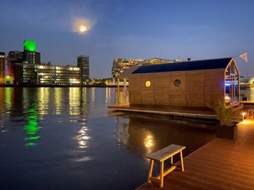 Wikkelboat Rijnhaven 2 Wikkelboat Rijnhaven 2