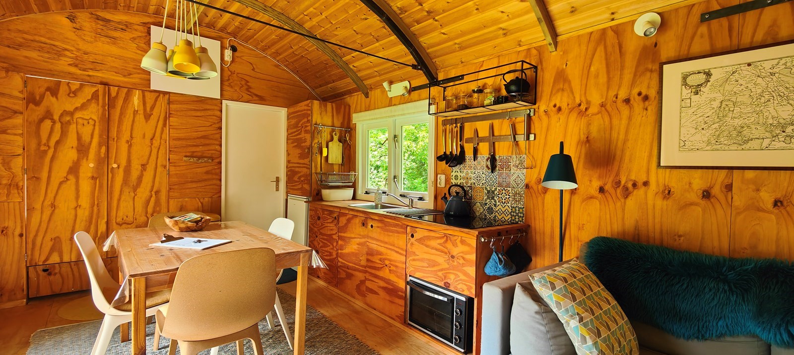 Overnachten in een Pipowagen aan het Dwingelderveld