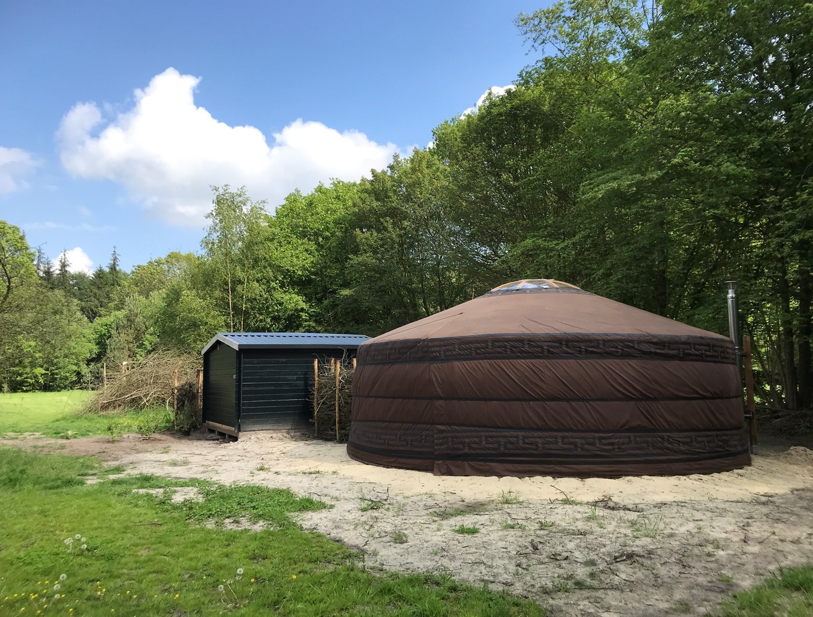 Uniek overnachten in een Yurt met vloerverwarming