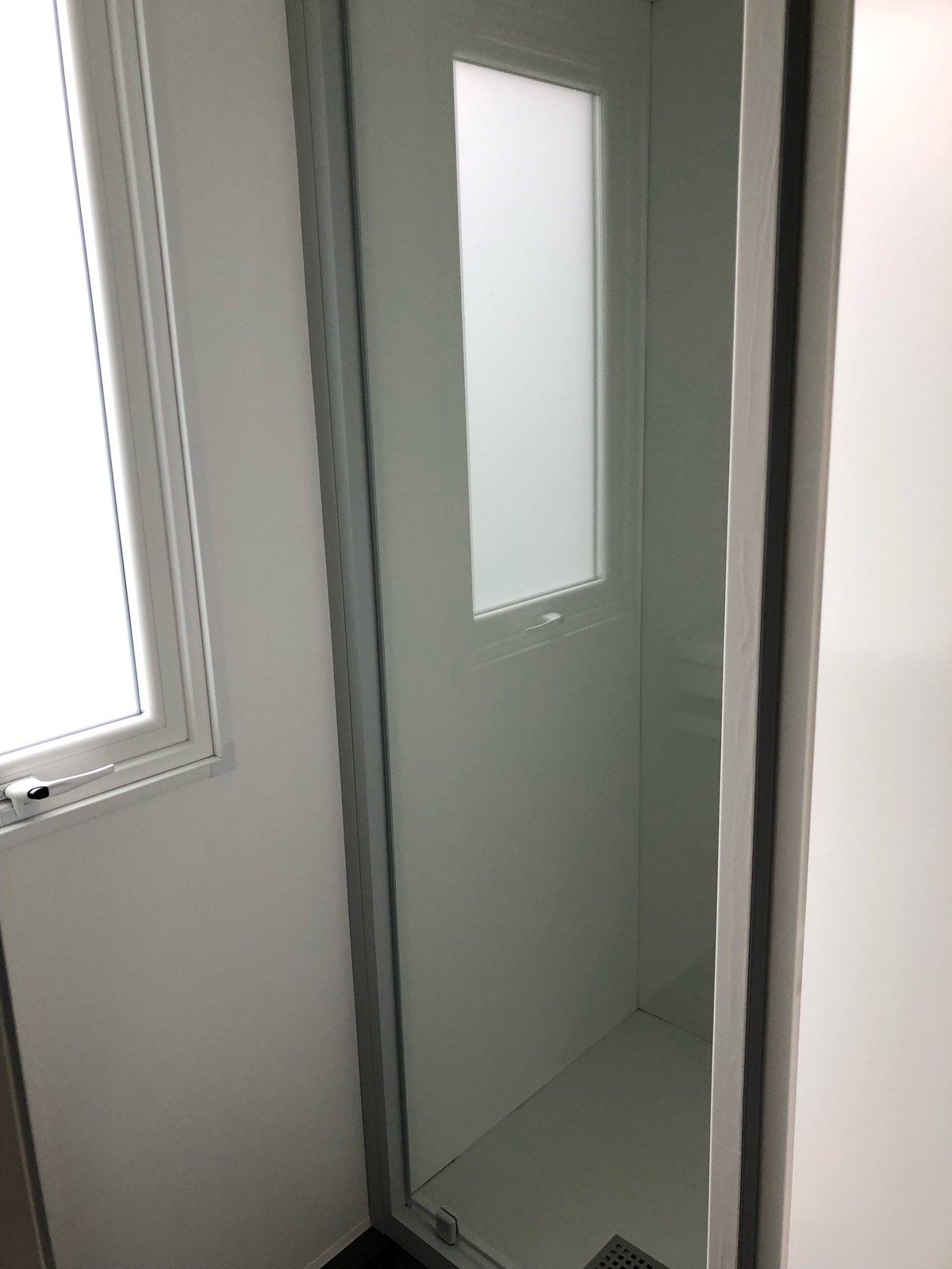 Unieke tent op een stadscamping in Delft