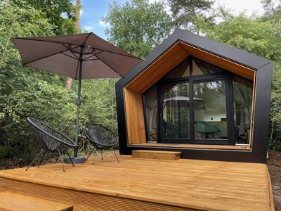 Diamant vorm Tiny house in het bos met heerlijk ligbad Diamant vorm Tiny house in het bos met heerlijk ligbad
