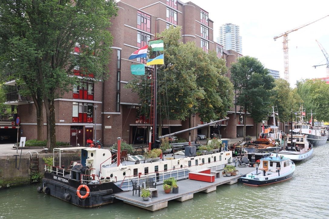 Boutique suite met karakter aan boord van een voormalig werkschip 