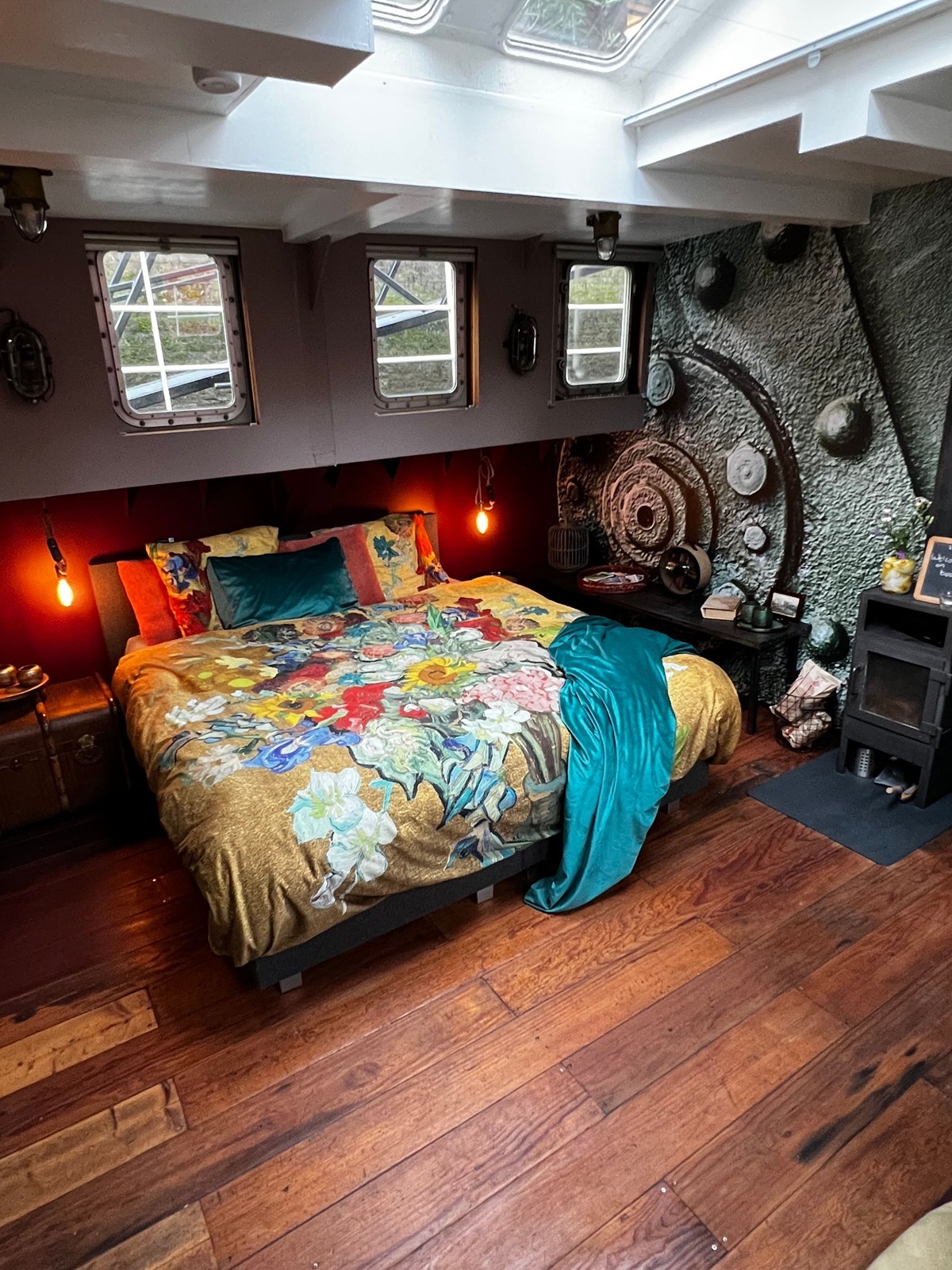 Logeerboot Visithor, 2 persoons Captains Cabin suite in het centrum van Rotterdam