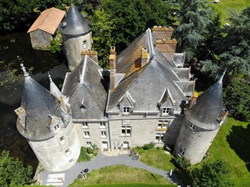 Vakantiehuis in een Frans Château Vakantiehuis in een Frans Château