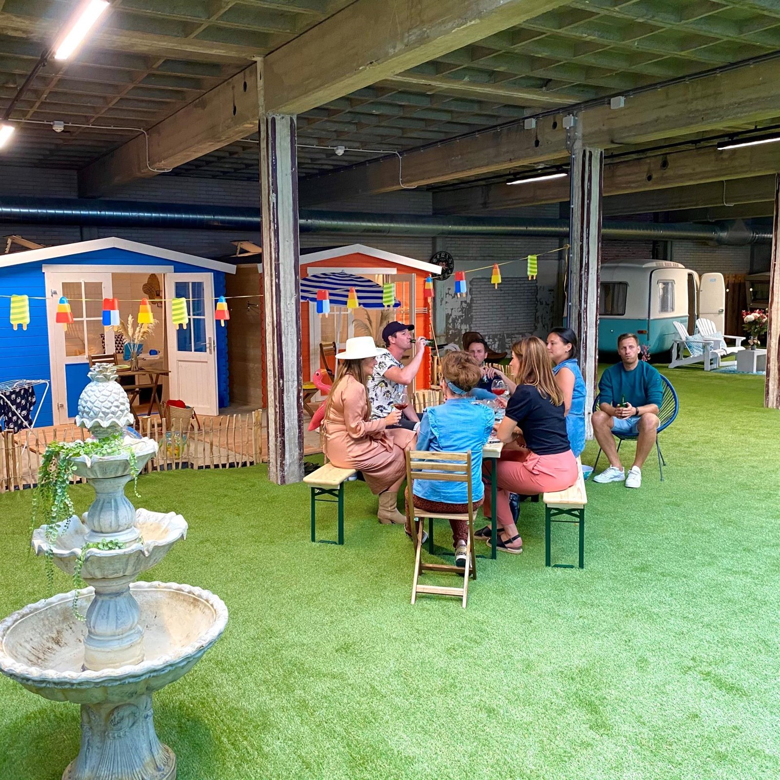 Groepsaccommodatie op een Indoor camping