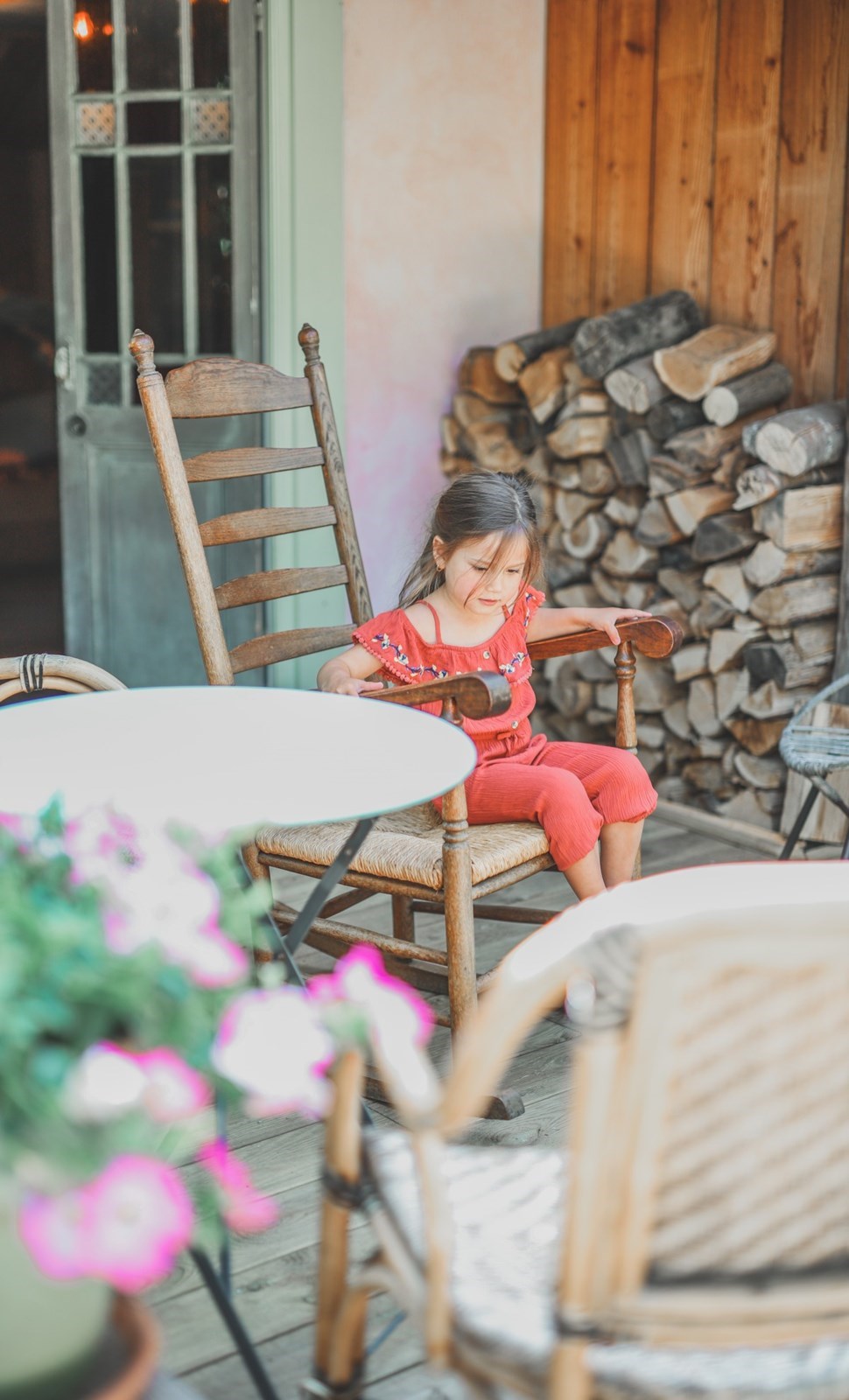 Uniek Mediterraans Tuinhuis vlakbij het strand