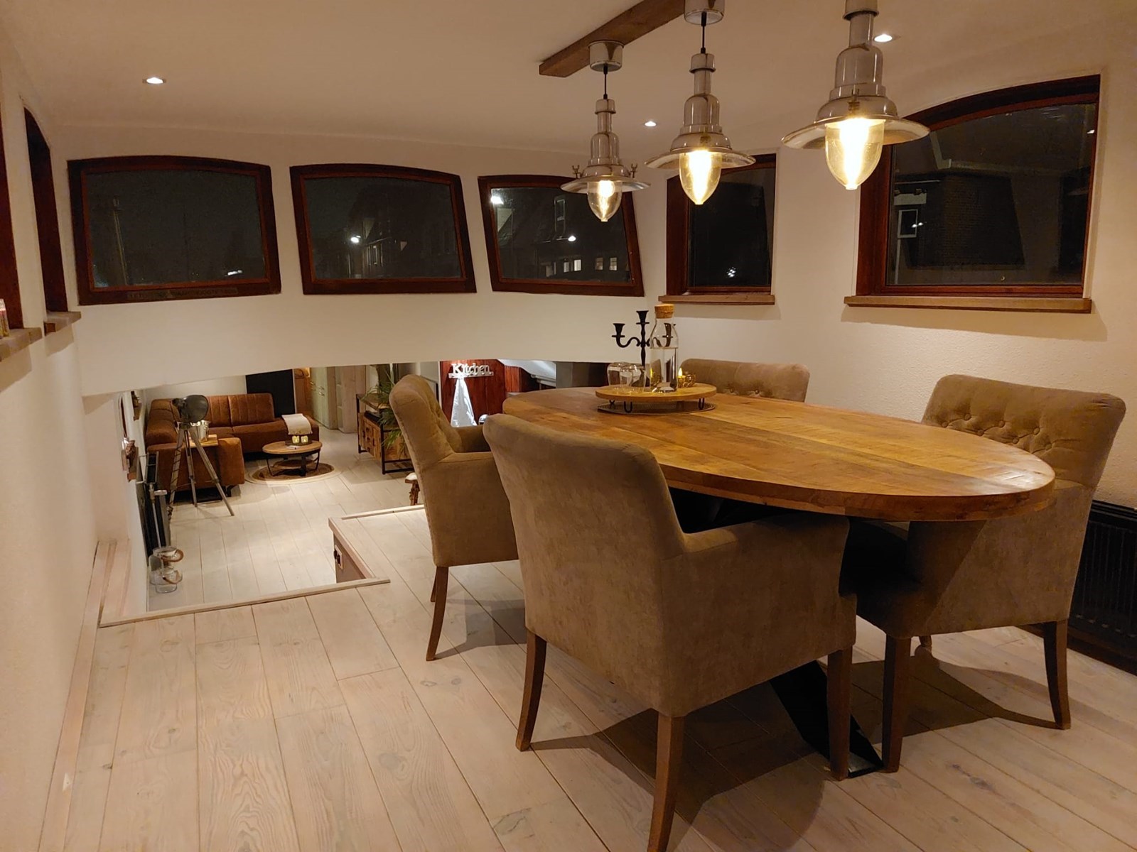 Prachtig ingerichte woonboot