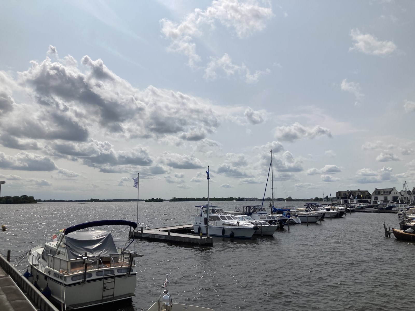 Houseboat aan de Loosdrechtse Plassen