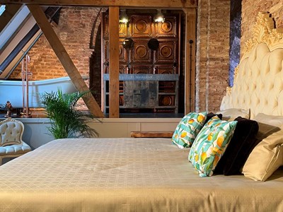 Badsuite in een Kerktoren Badsuite in een Kerktoren