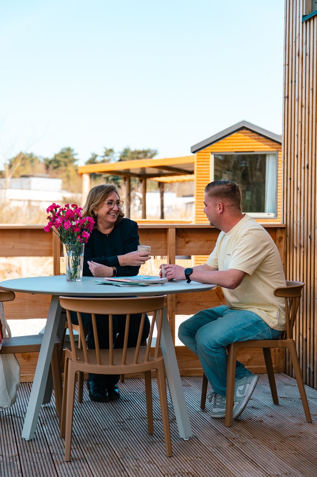 Tiny Timber. Overnacht in een luxe tiny house en. geniet samen in deze knusse, houten huisjes. 