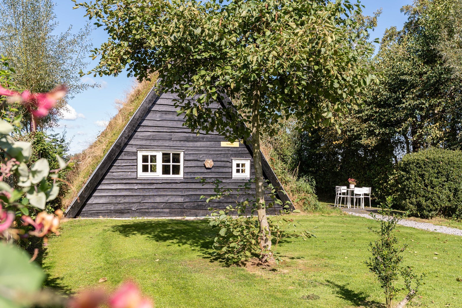 Plaggenhut met een bedstee