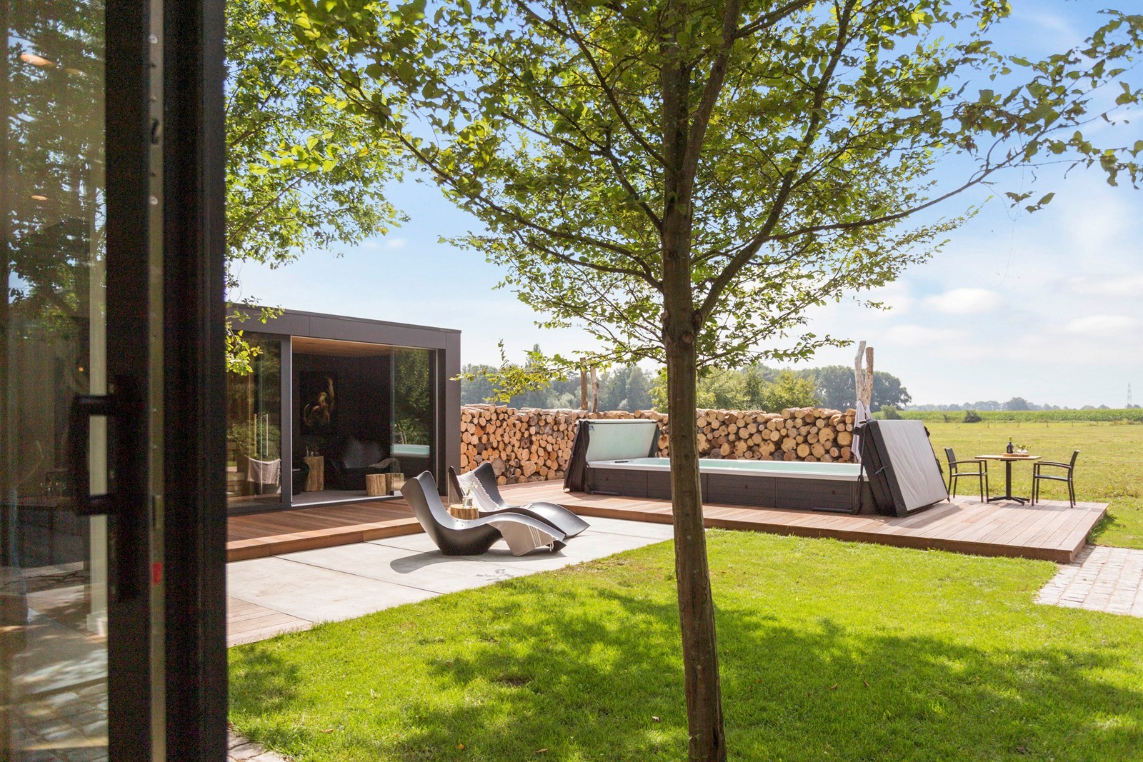 Wellness tussen de Brabantse weilanden met whirlpool en Finse sauna