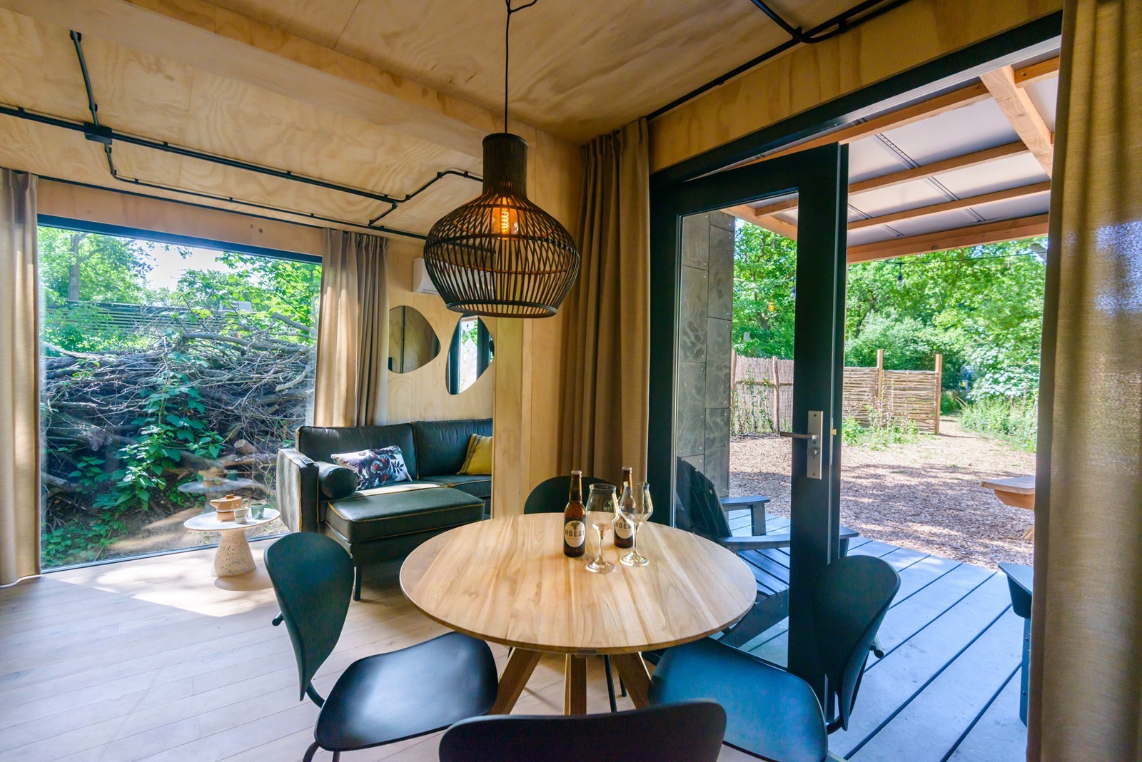 Plastic Huis van gerecycled plastic