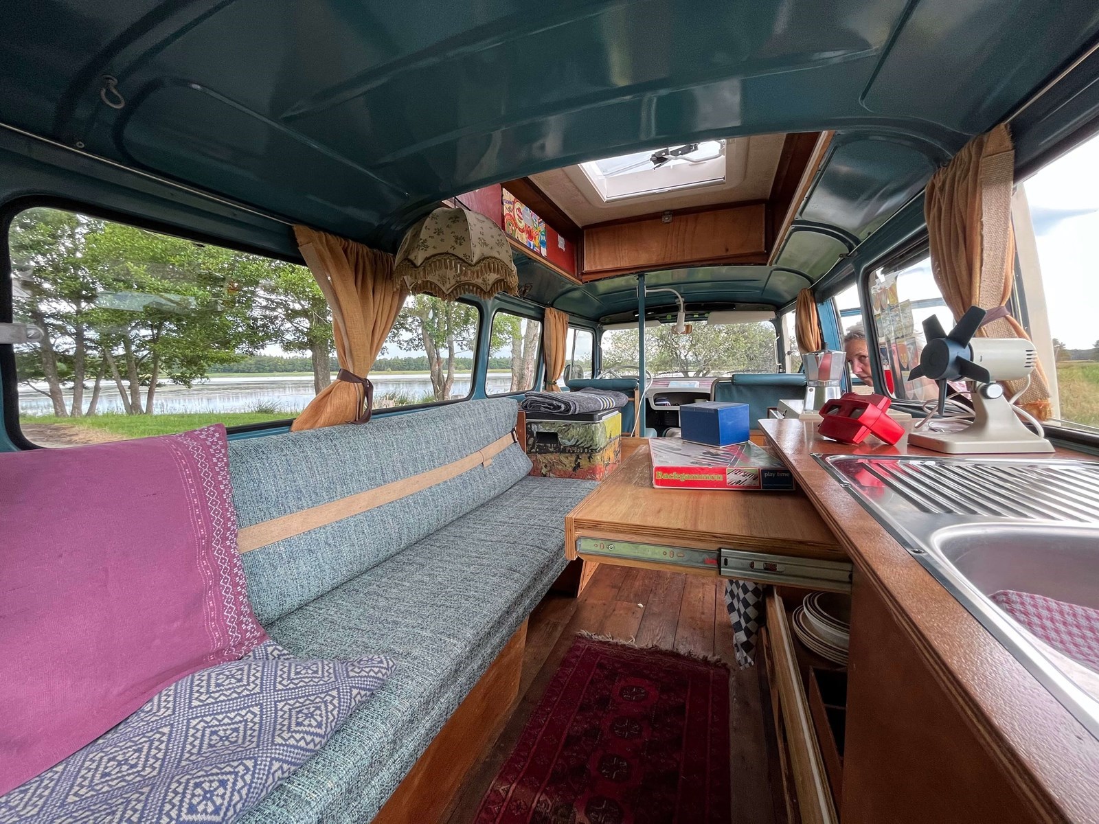 Charmante Franse kampeerbus