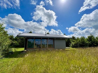 Buitenkamer naast een biologische kwekerij Buitenkamer naast een biologische kwekerij