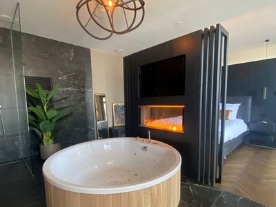 Suite met jacuzzi en privé sauna Suite met jacuzzi en privé sauna