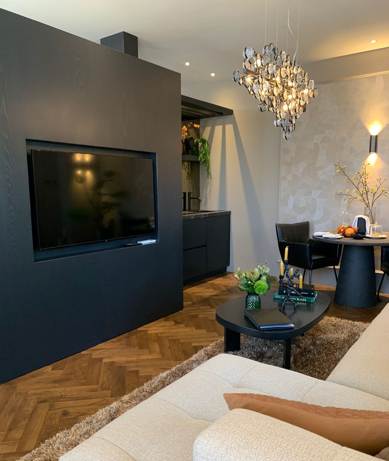 Suite met XL bubbelbad en privé sauna