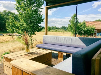 Luxe Lodgetent op een Natuurkampeerterrein Luxe Lodgetent op een Natuurkampeerterrein