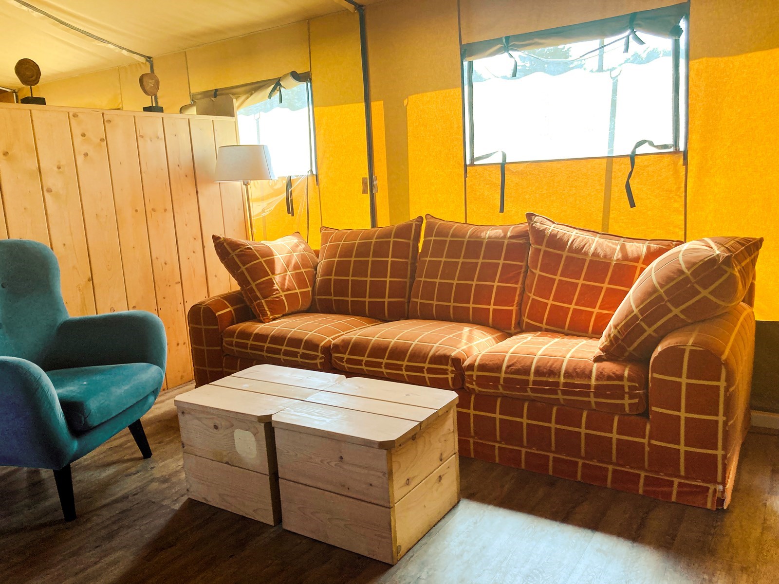 Luxe Lodgetent op een Natuurkampeerterrein