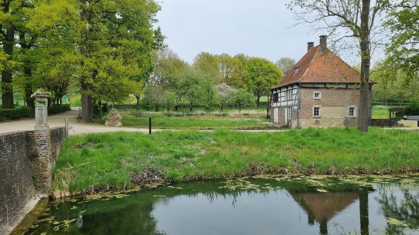Poort appartement in een authentiek Kasteel in Zuid-Limburg