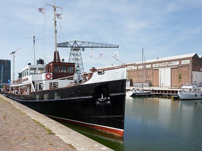 Hotelboot Koningin Emma uit 1933 Hotelboot Koningin Emma uit 1933