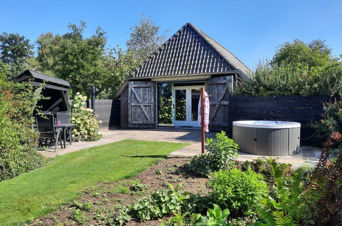 Veluwse schaapskooi met jacuzzi