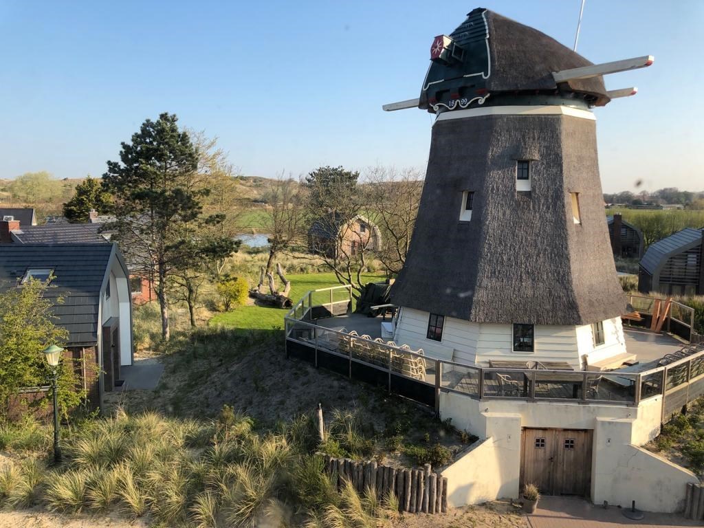 Slapen in een Molen in de duinen