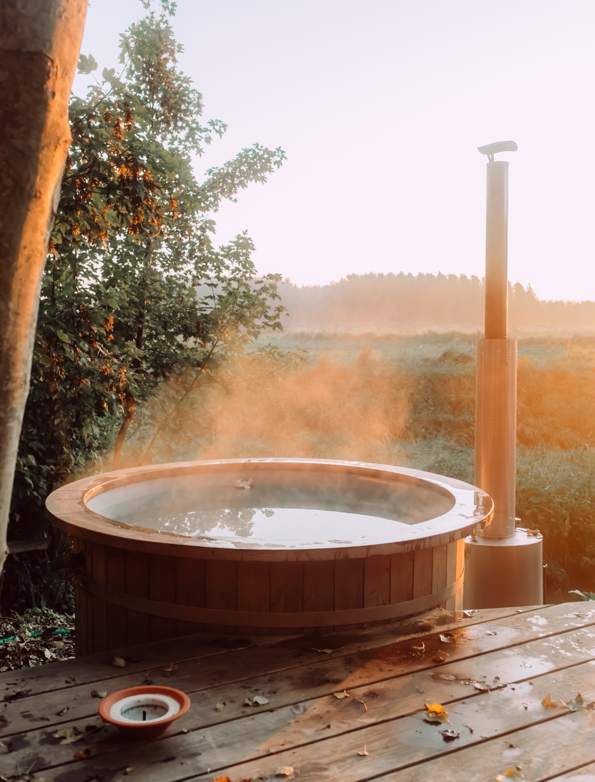 Slapen in een Schildersatelier met hottub en barrelsauna