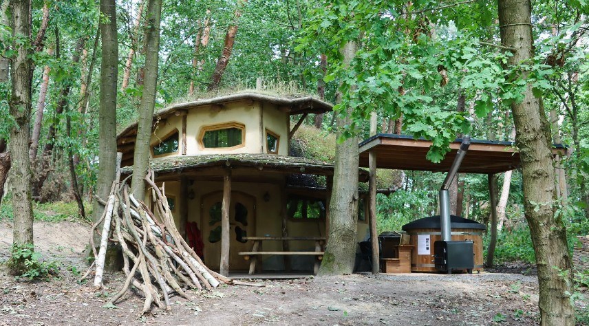 Overnacht in je eigen sprookjeshuis midden in het bos
