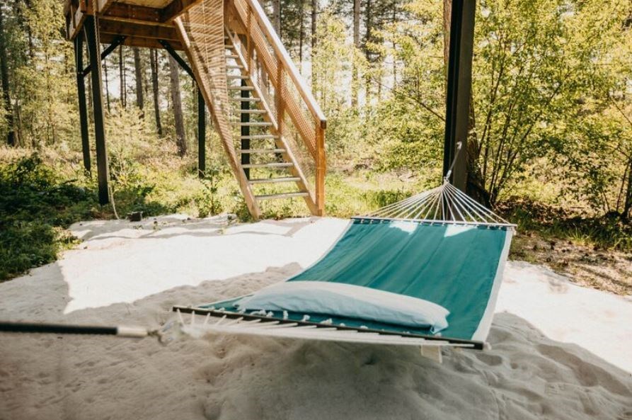 Cabin op 3 meter boven de grond met een fantastisch uitzicht op het bos