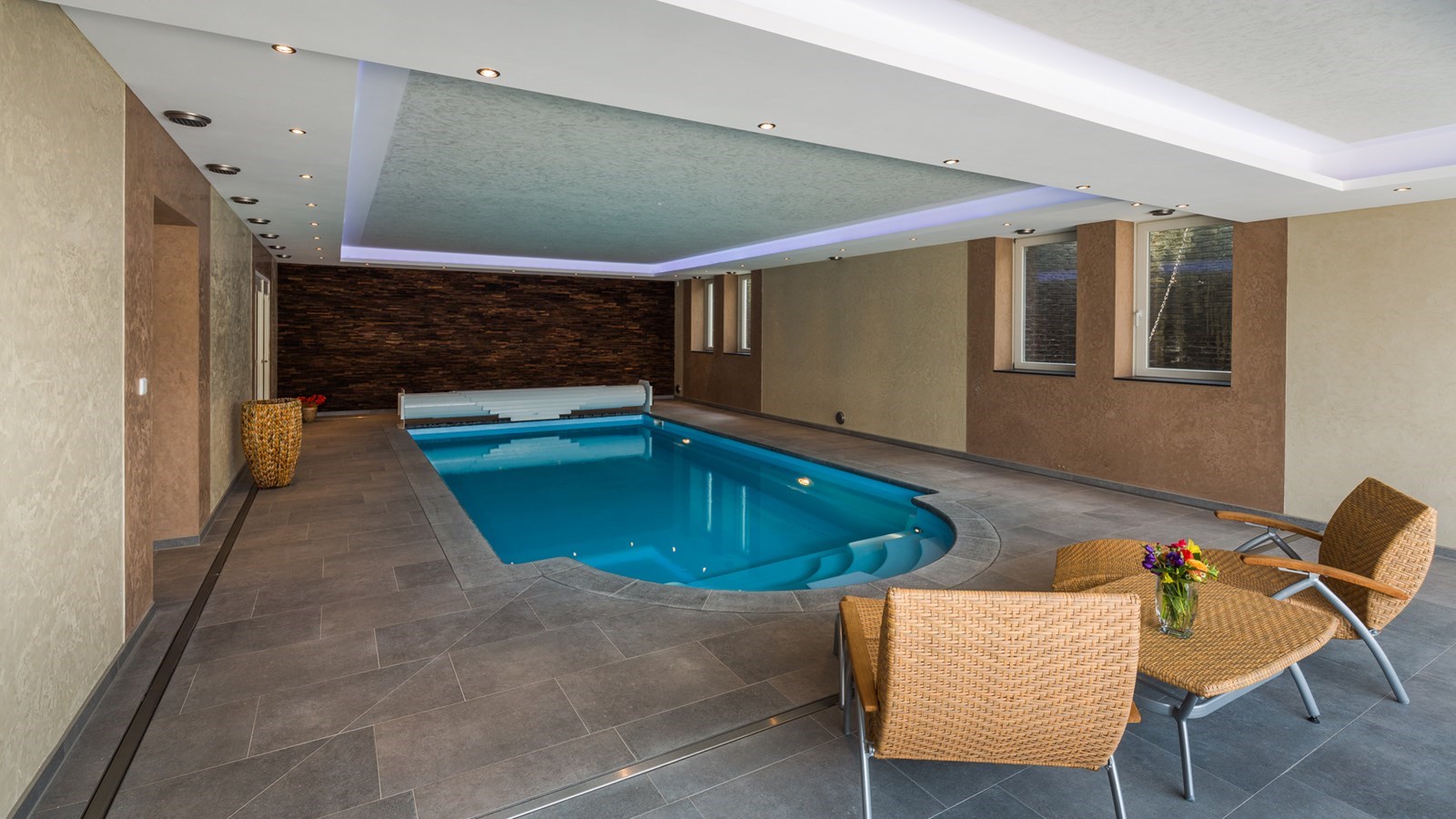 Luxe groepsaccommodatie met binnenzwembad en sauna