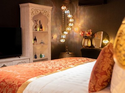 Romantische 1001 nacht suite met hammam, stoomdouche en bad Romantische 1001 nacht suite met hammam, stoomdouche en bad