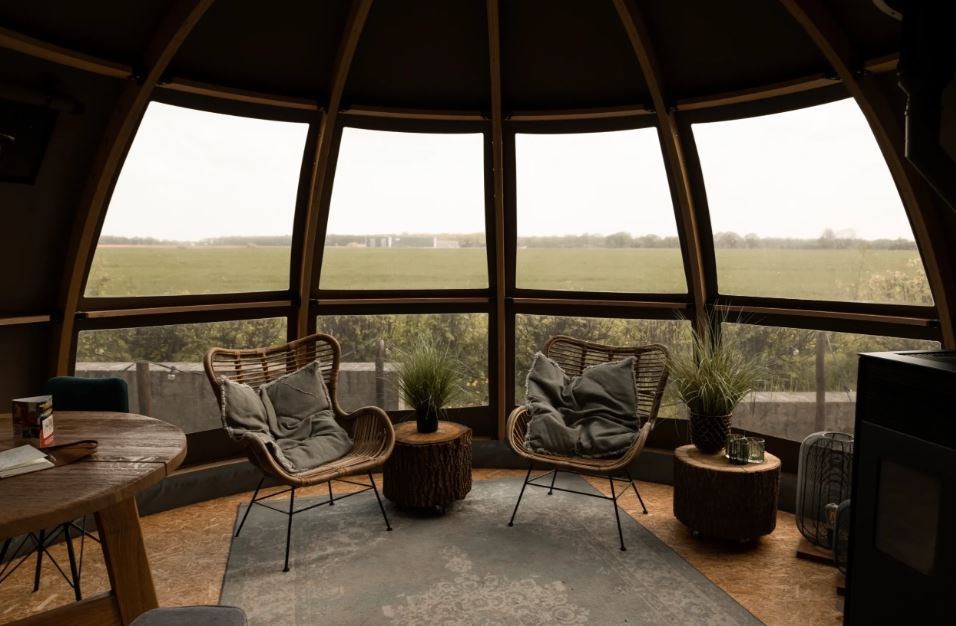 Glamping in een Panoramadome met hottub