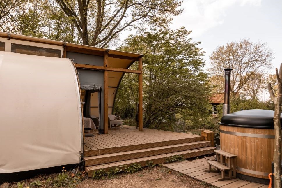 Wellness Arcade tent met privé hottub