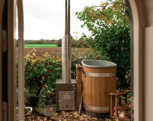 Iglu Tiny House met eigen hottub