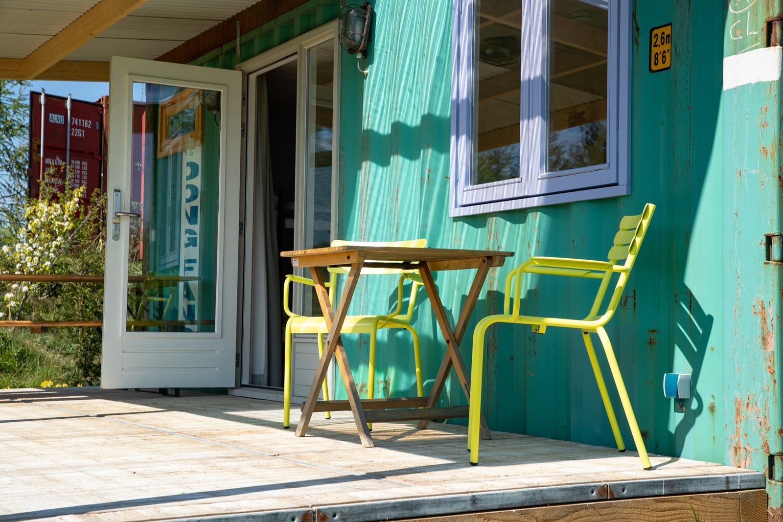 Glamping in een Zeecontainer met privé-sanitair