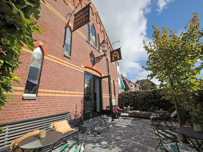 Unieke 3-persoonskamer in een Kerk Unieke 3-persoonskamer in een Kerk