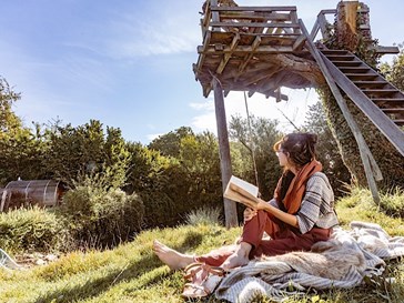 Uniek gastenverblijf met sauna, hottub en zwempoel in een voormalige hooischuur Uniek gastenverblijf met sauna, hottub en zwempoel in een voormalige hooischuur