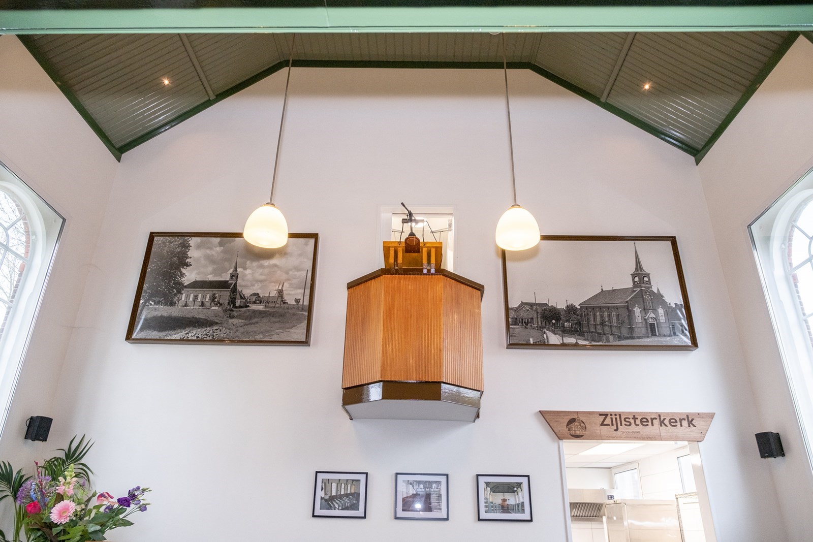 Moderne kamer in een Kerk met veel authentieke elementen