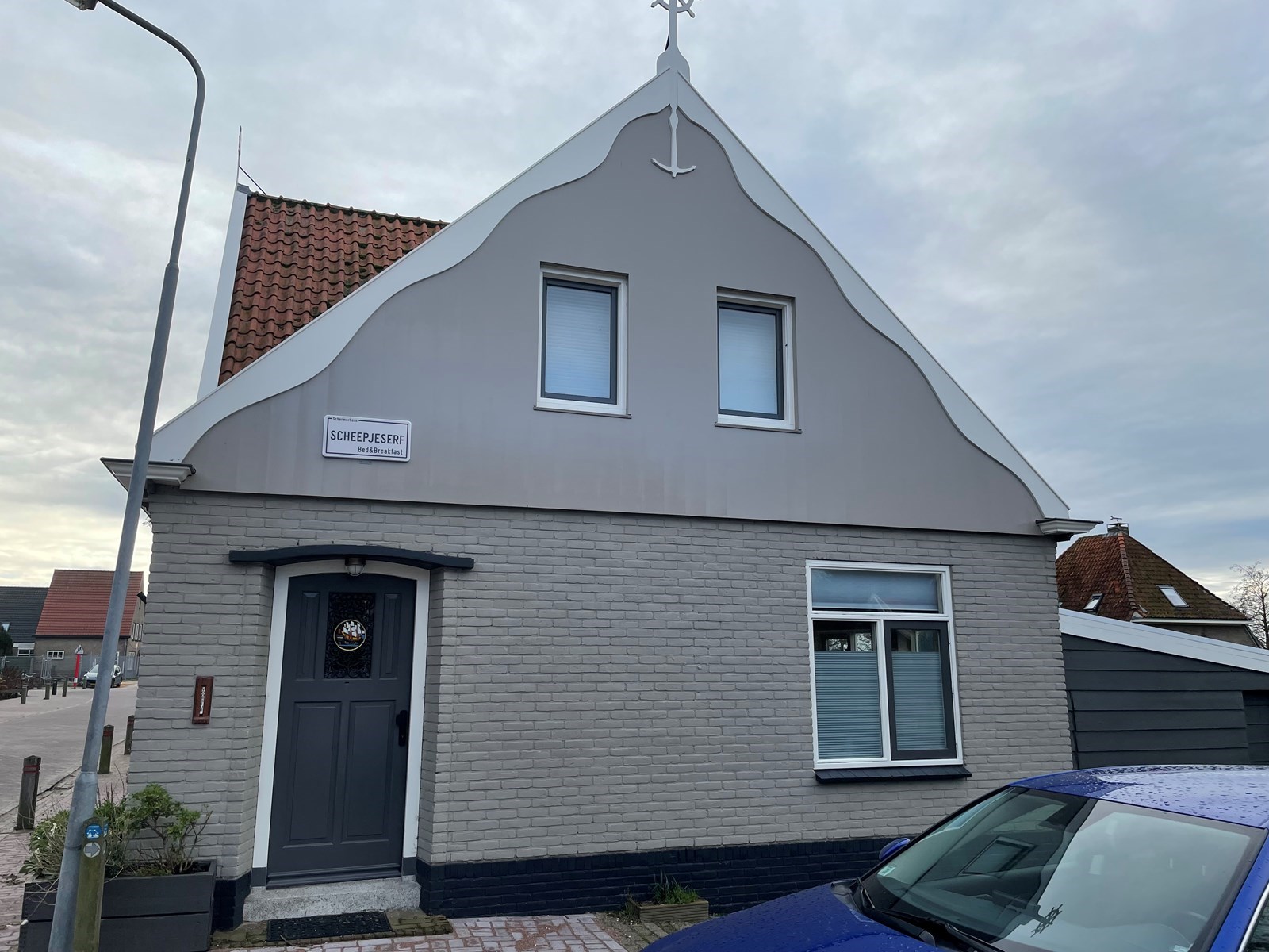 Slapen in een oud Bankfiliaal met de badkamer in de kluis.